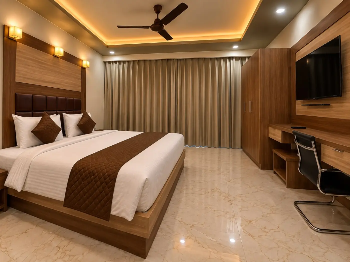 DELUXE ROOM